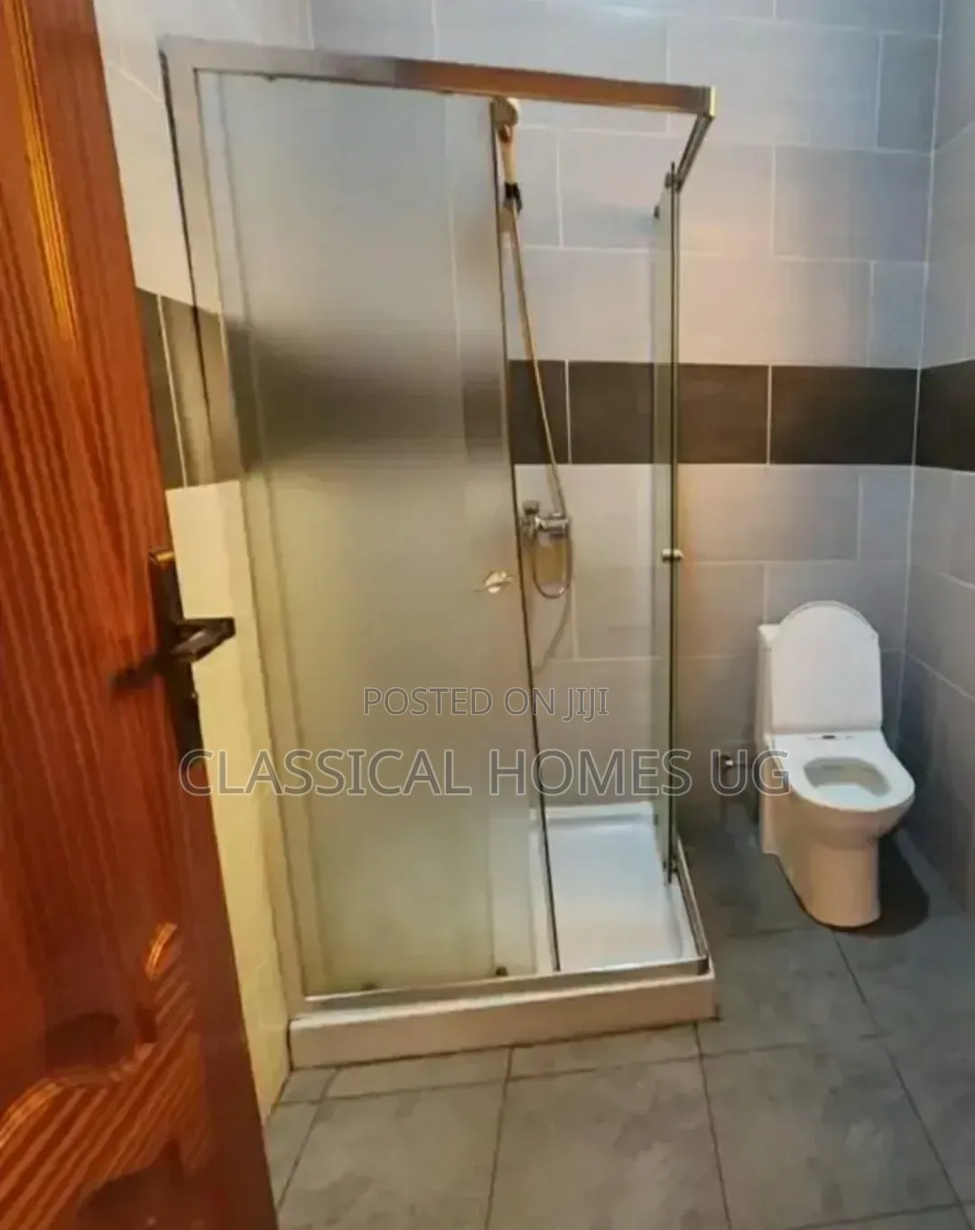 3bdrm Apartment in Lubowa Entebbe Road, Central Division for rent