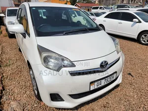 Toyota Ractis 2012 White