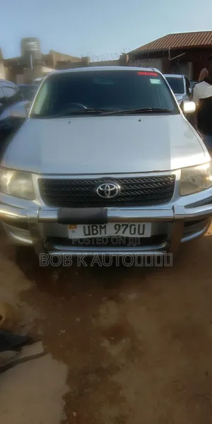 Toyota Succeed 2007 Silver