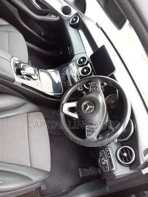 Mercedes-Benz C180 2018 Black