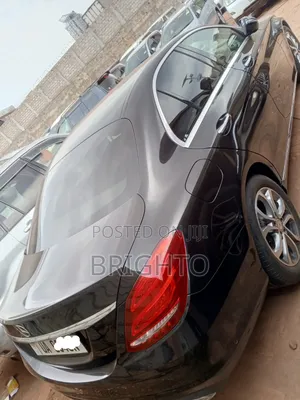 Mercedes-Benz C180 2018 Black