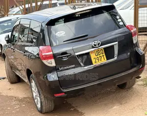 Toyota Vanguard 2012 Black