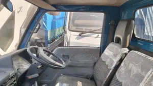 Mitsubishi Canter Tipper