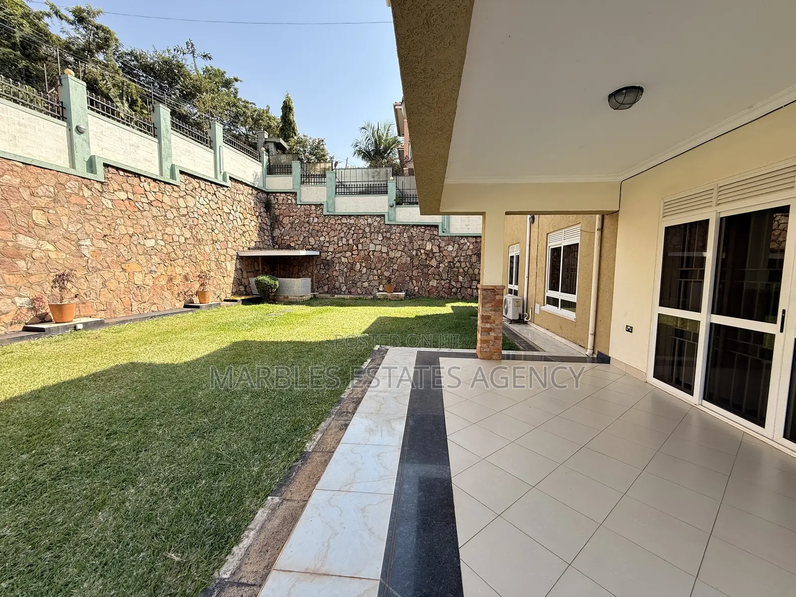6bdrm House in Central Division for sale