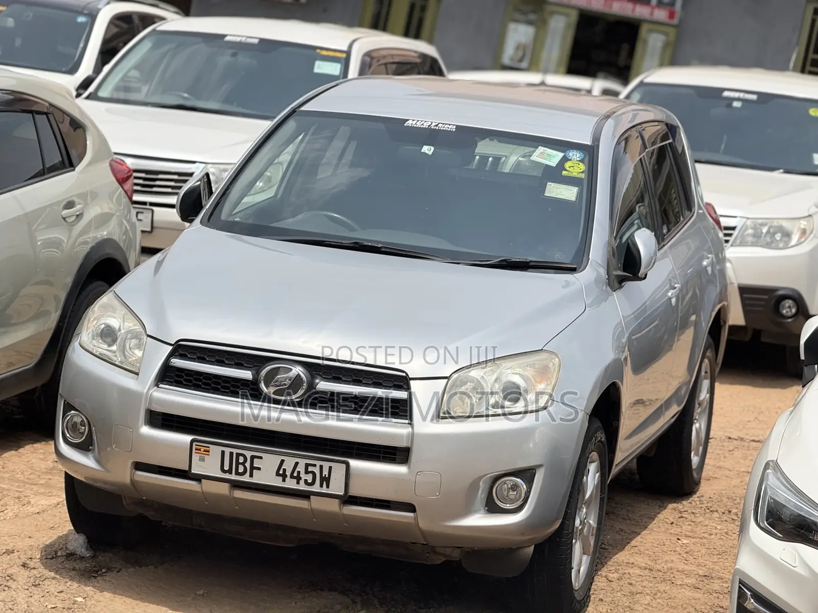 Toyota RAV4 2010 Silver
