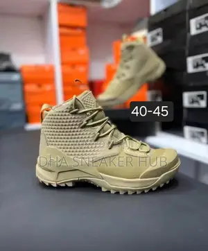Under Armor Trainer Desert Boots