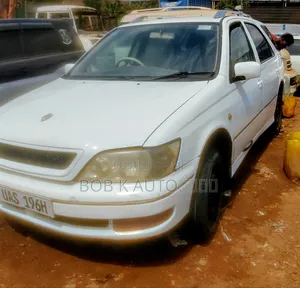 Toyota Vista 1997 White