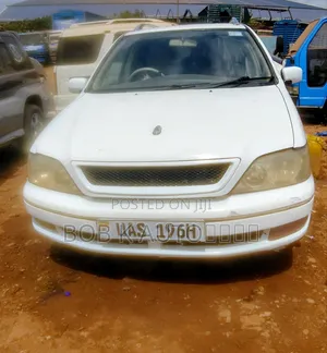 Toyota Vista 1997 White