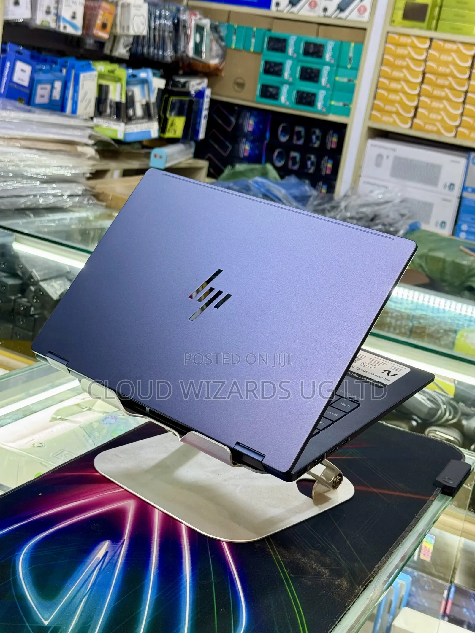 Laptop HP OmniBook X Flip 14" 16GB Intel Core Ultra 7 SSHD (Hybrid) 1T