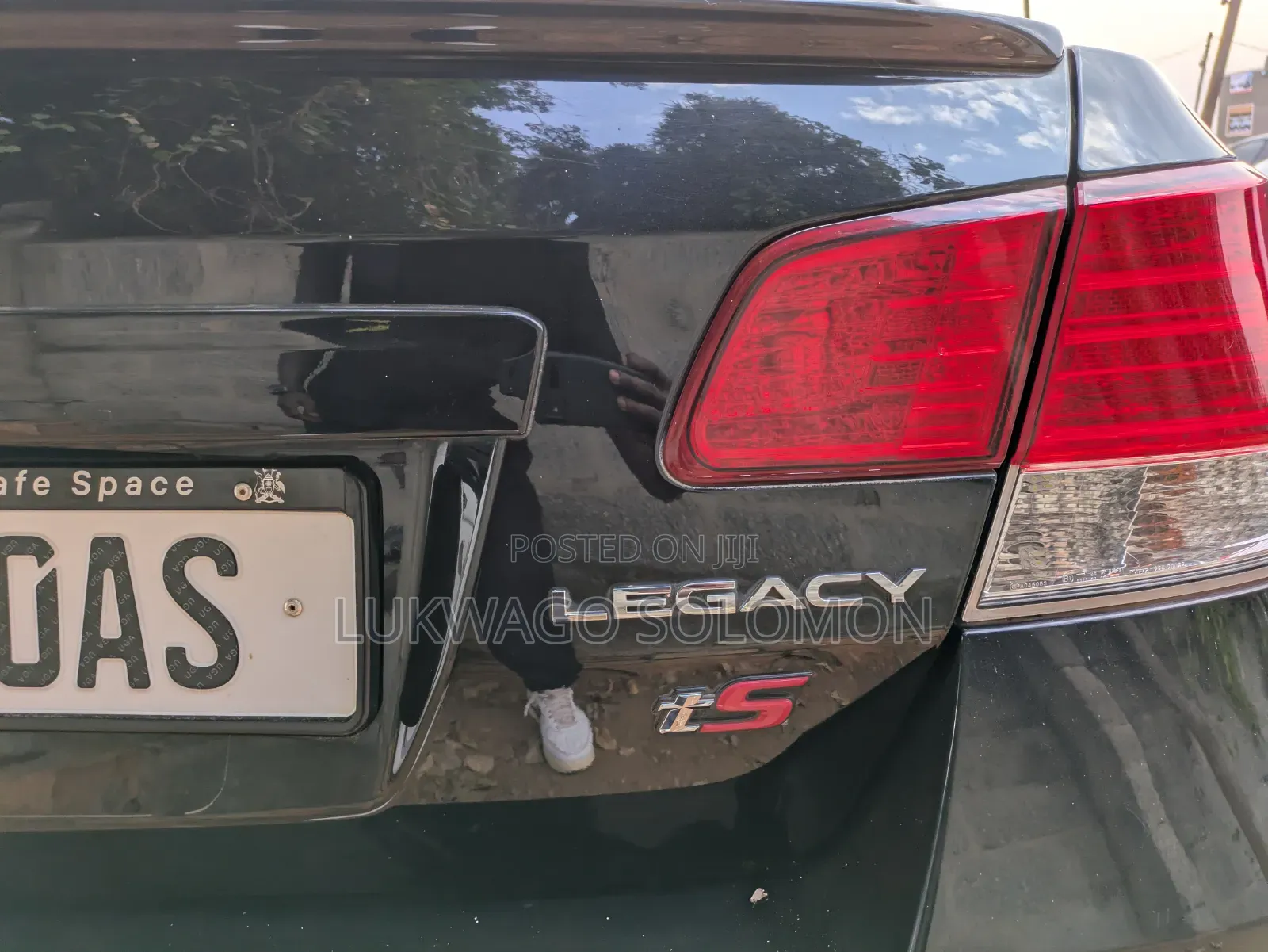Subaru Legacy 2011 Black