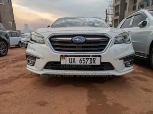Subaru Legacy 2018 White