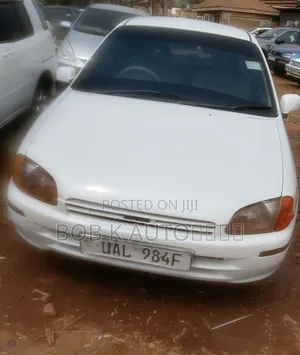 Toyota Starlet 1996 White