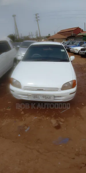 Toyota Starlet 1996 White