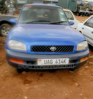 Toyota RAV4 1997 Blue