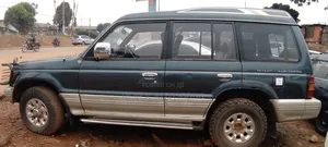 Mitsubishi Pajero 1996 Green
