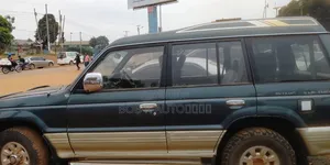 Mitsubishi Pajero 1996 Green