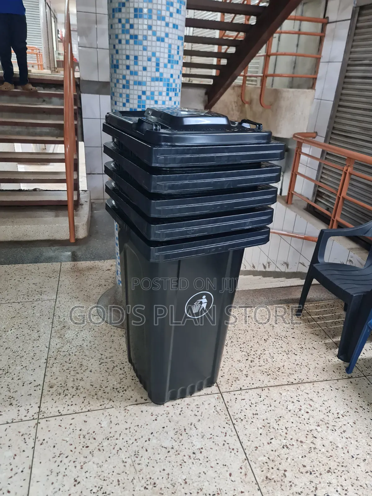 Nest 240litres Plastic Dust Bins Plastic Dust Bins