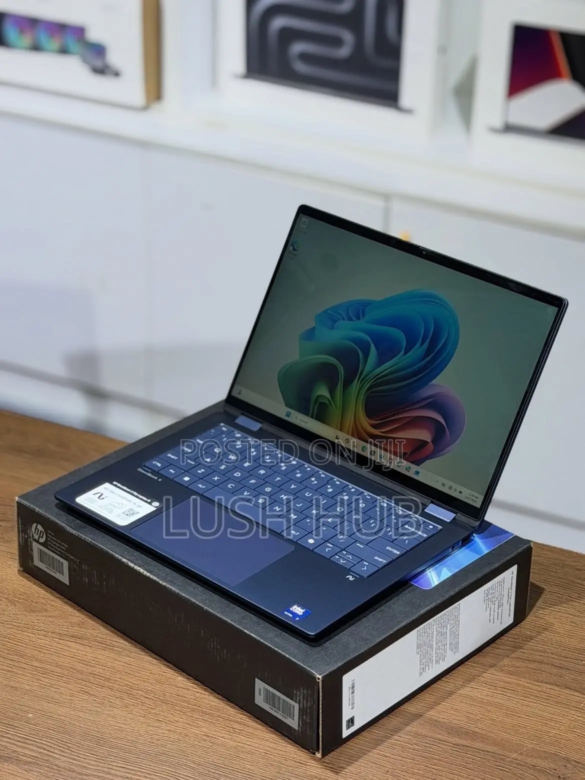 New Laptop HP OmniBook X Flip 14" 16GB Intel Core Ultra 7 SSD 1T