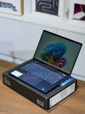 New Laptop HP OmniBook X Flip 14" 16GB Intel Core Ultra 7 SSD 1T