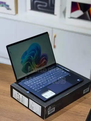 New Laptop HP OmniBook X Flip 14" 16GB Intel Core Ultra 7 SSD 1T