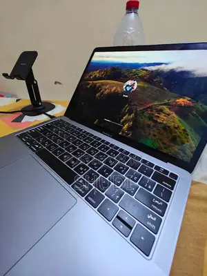 Laptop Apple MacBook Air 8GB Intel Core i5 SSD 256GB