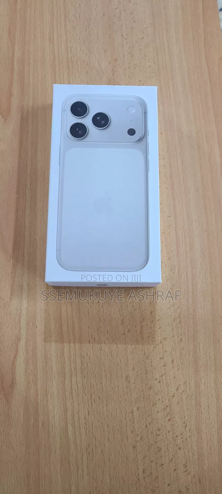 New Apple iPhone 17 Pro Max 512 GB White