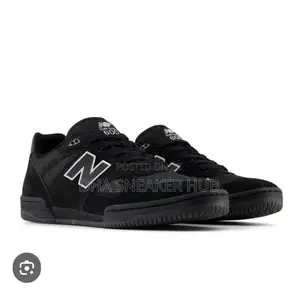 New Balance Black Comfortable Sneakers