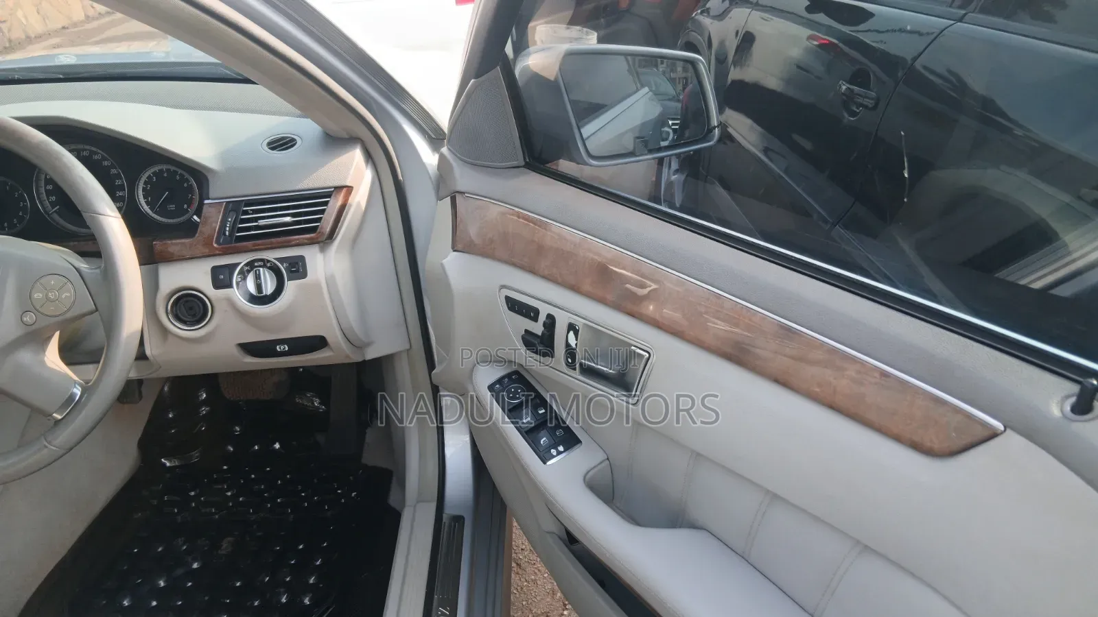 Mercedes-Benz E200 2014 Silver