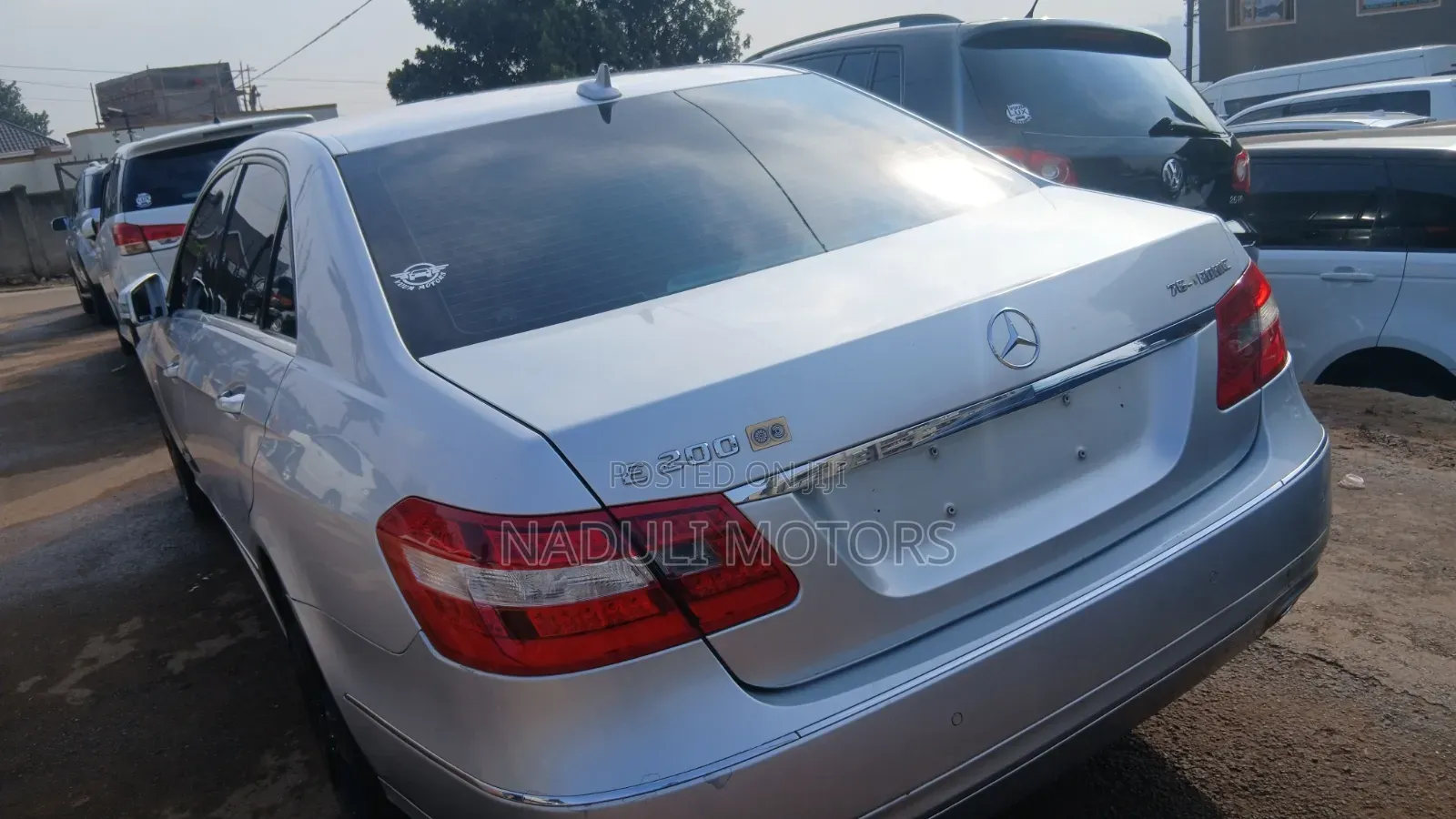 Mercedes-Benz E200 2014 Silver