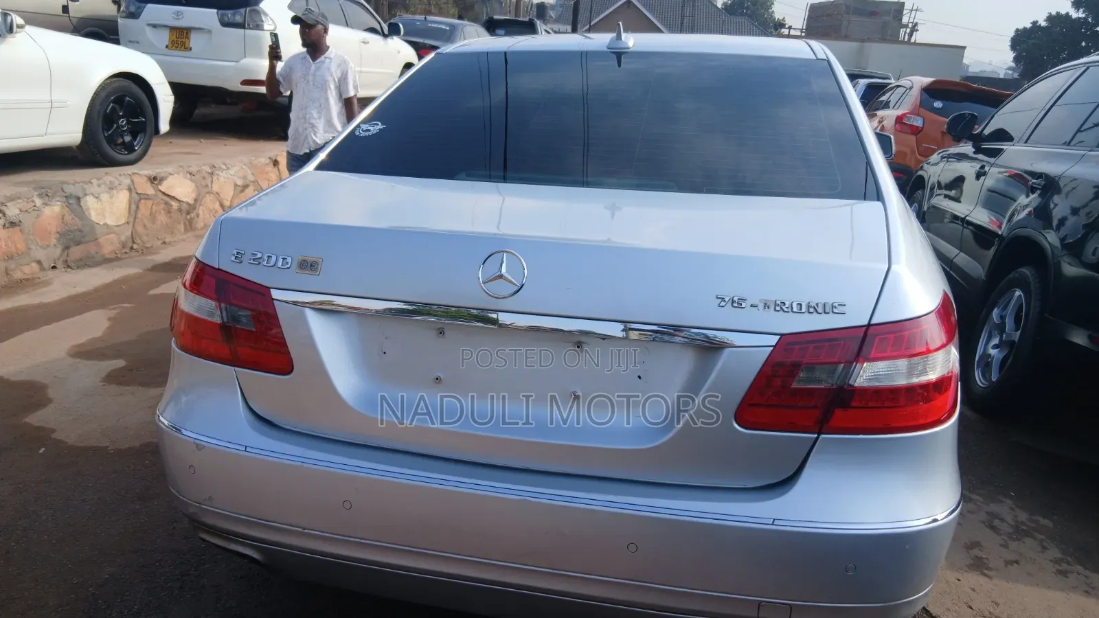 Mercedes-Benz E200 2014 Silver
