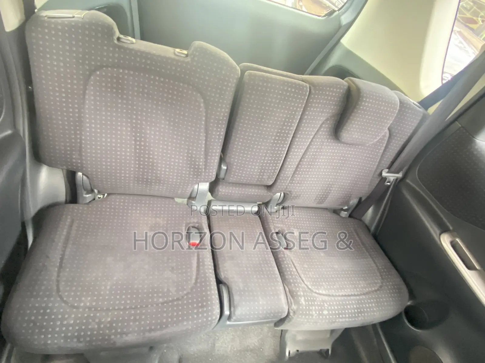Toyota Ractis 2009 Blue