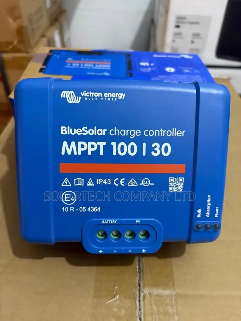 Original Victron Energy Bluesolar MPPT 100/30 Solar Controller