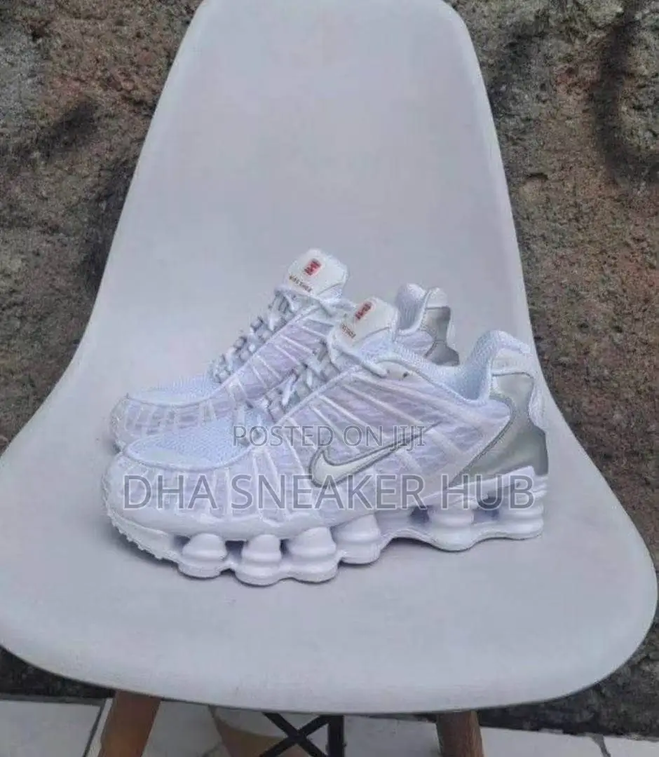 Nike Shox White Comfortable Sneakers