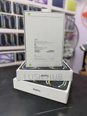New Apple iPad Pro 11 (2025) 16 GB Black