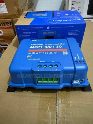 Victron Energy Bluesolar 30a MPPT Digital Charge Controller Aunthentic