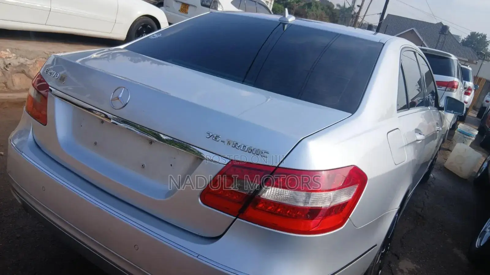 Mercedes-Benz E200 2014 Silver