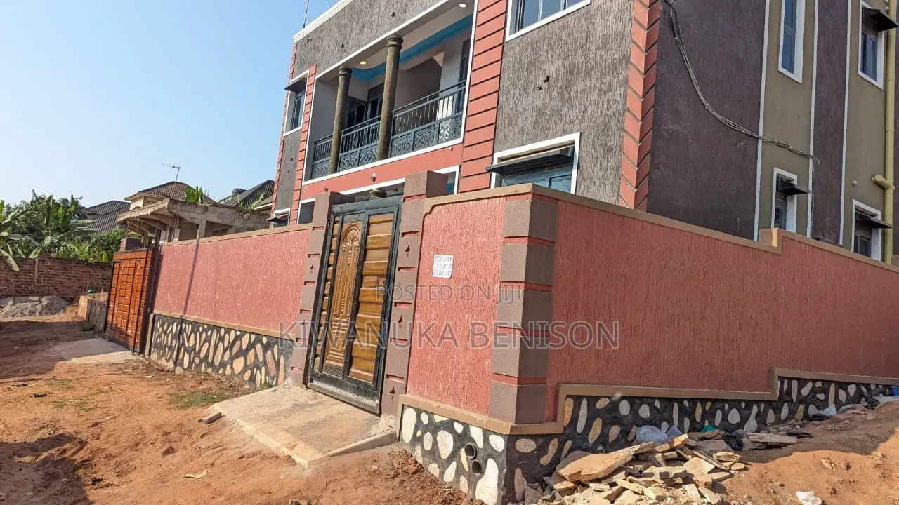 2bdrm Apartment in Masanafu, Central Division for sale