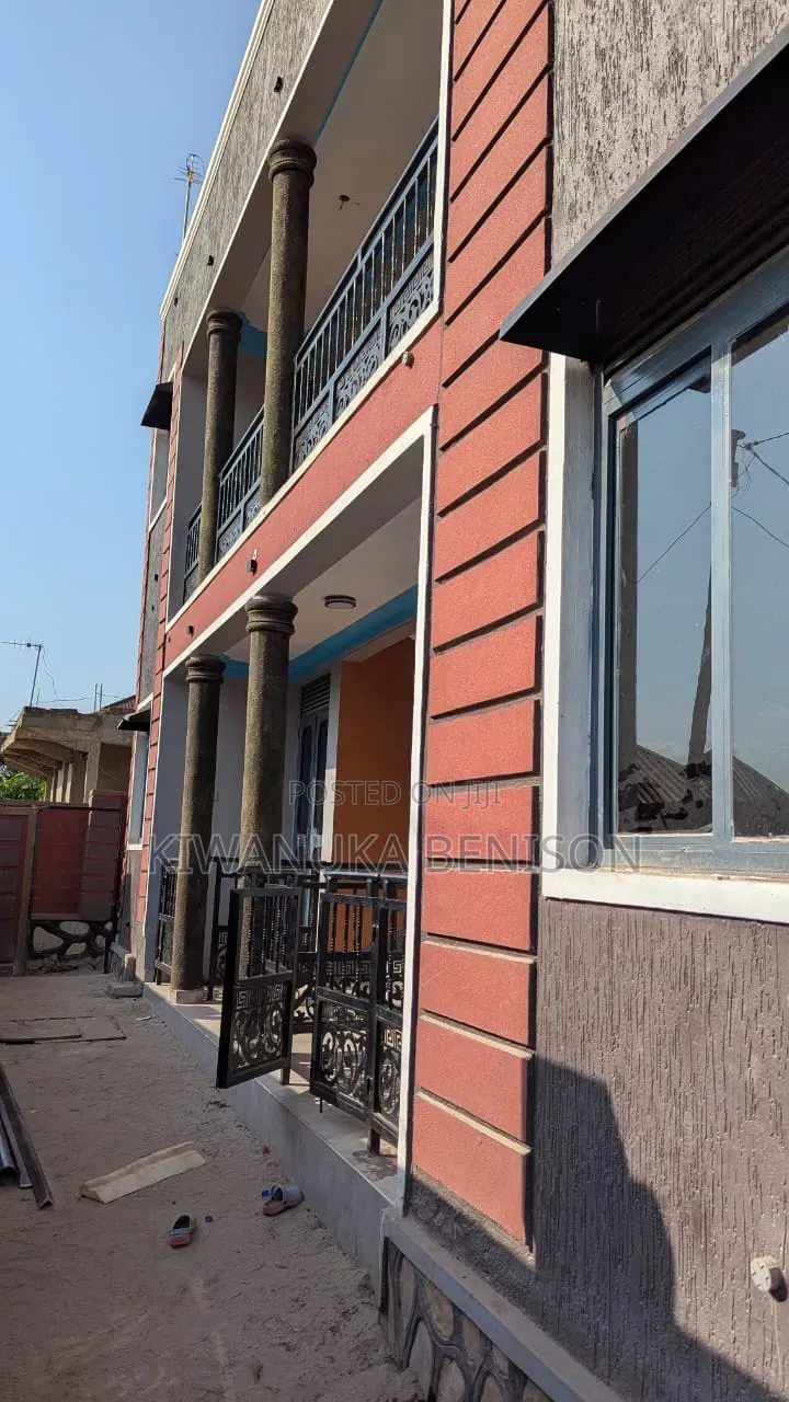 2bdrm Apartment in Masanafu, Central Division for sale