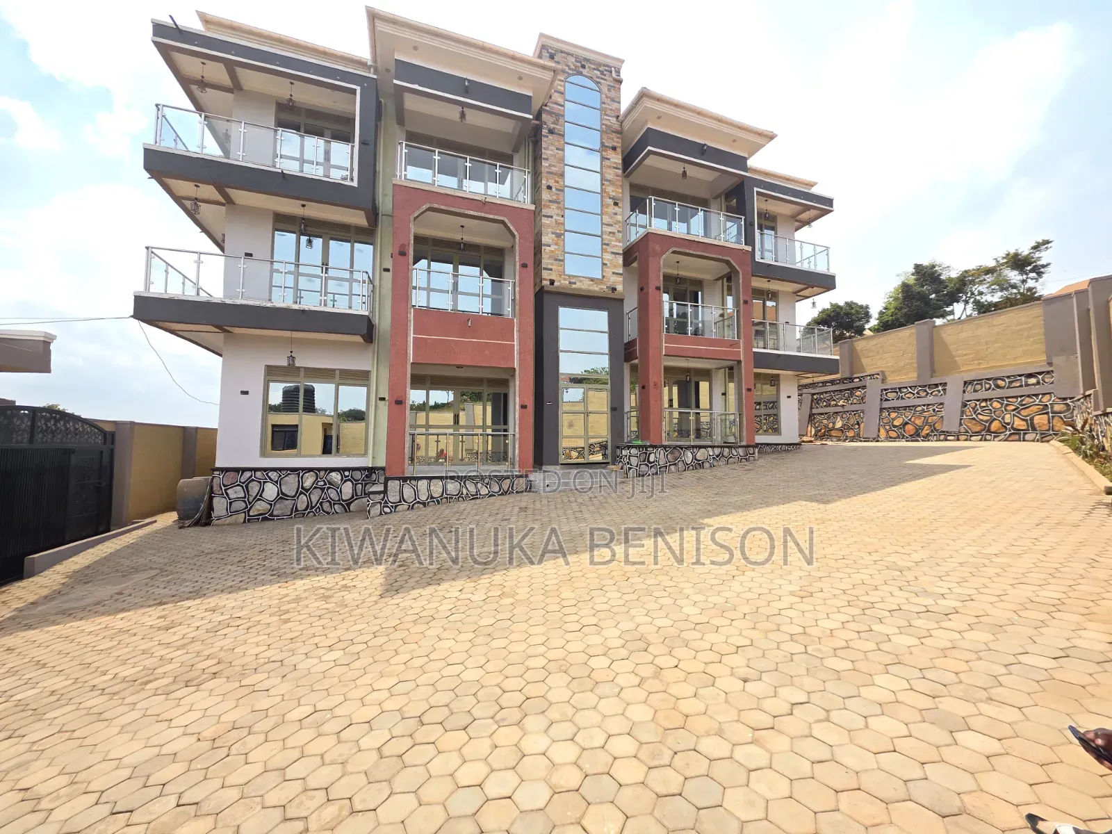 2bdrm Apartment in Nansana, Central Division for sale