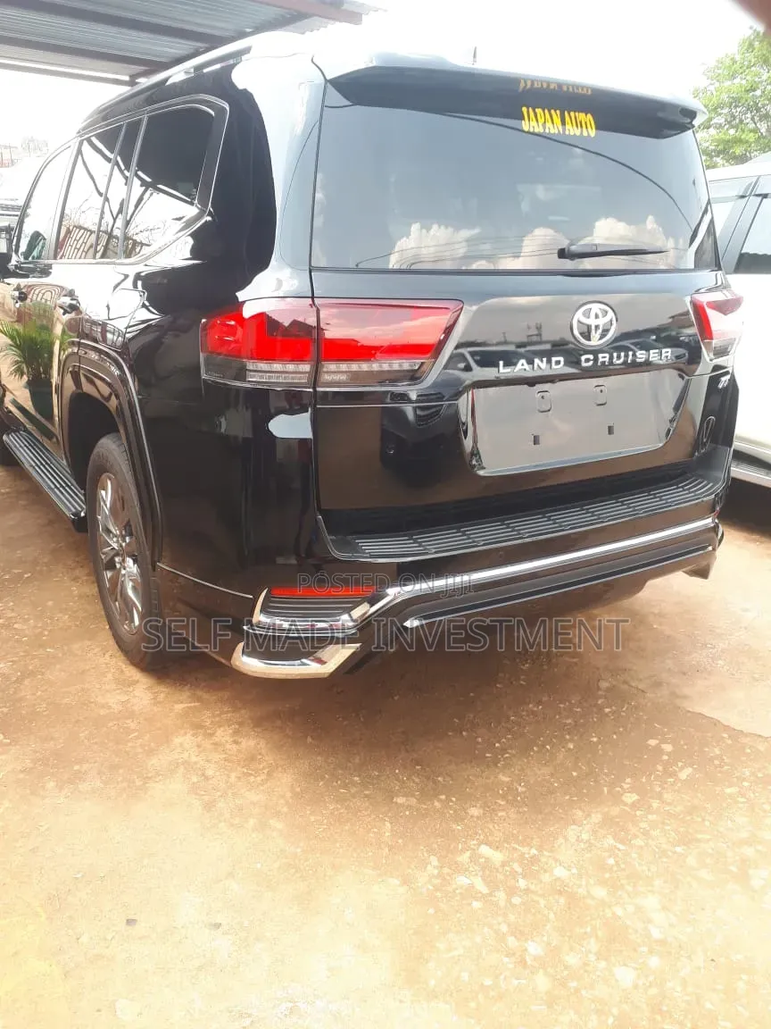 New Toyota Land Cruiser 2025 Black