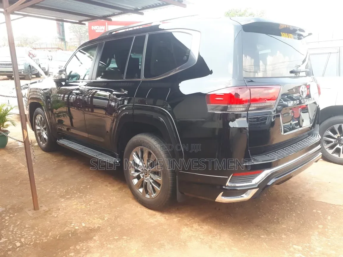 New Toyota Land Cruiser 2025 Black