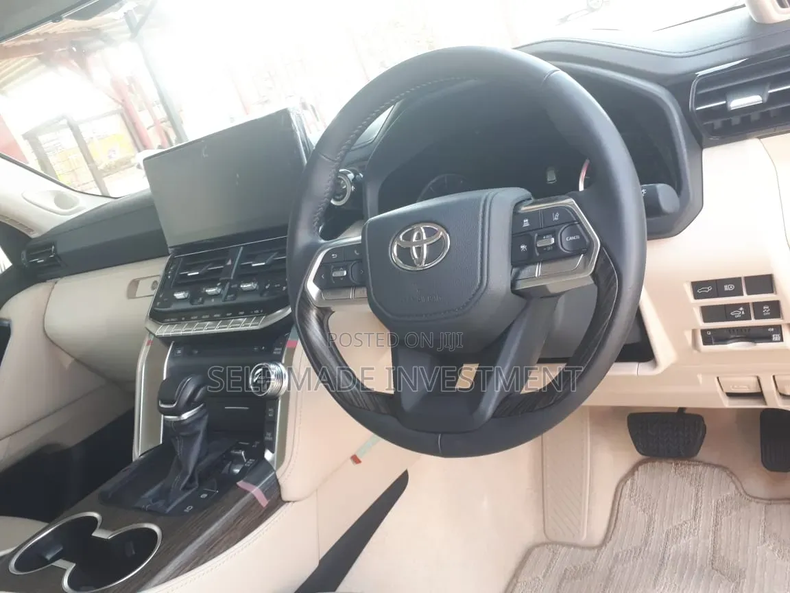 New Toyota Land Cruiser 2025 Black