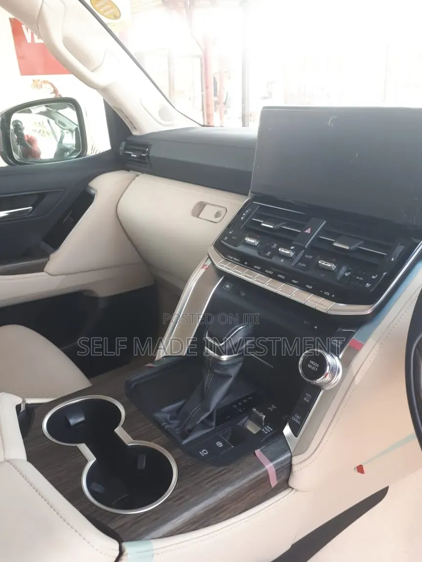 New Toyota Land Cruiser 2025 Black