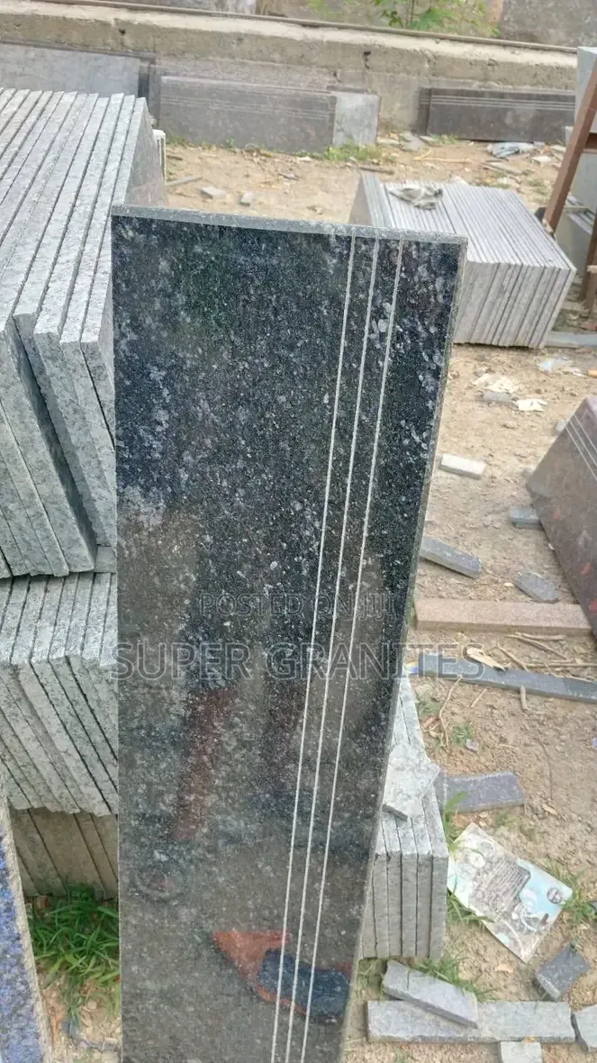 Wavy Gray Granites
