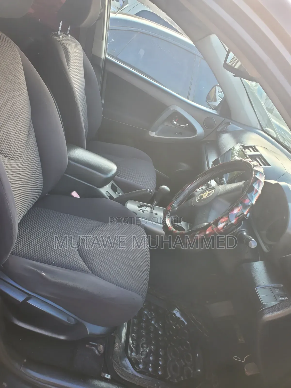 Toyota RAV4 2010 Black