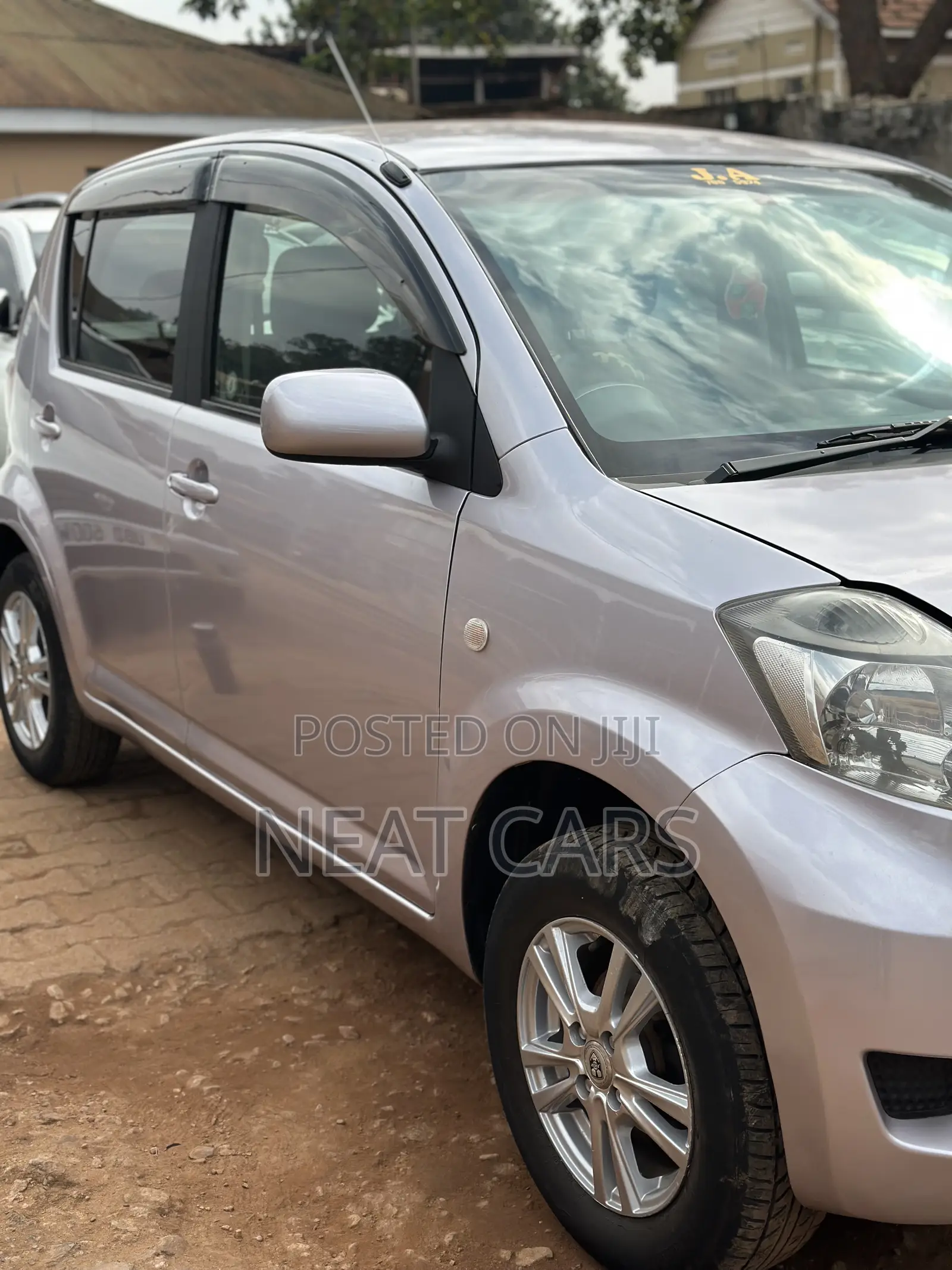 Toyota Passo 2009 Silver