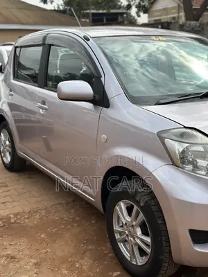 Toyota Passo 2009 Silver
