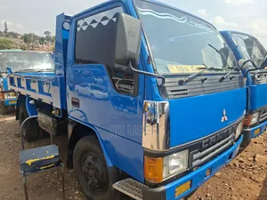 Mitsubishi Canter Dumper