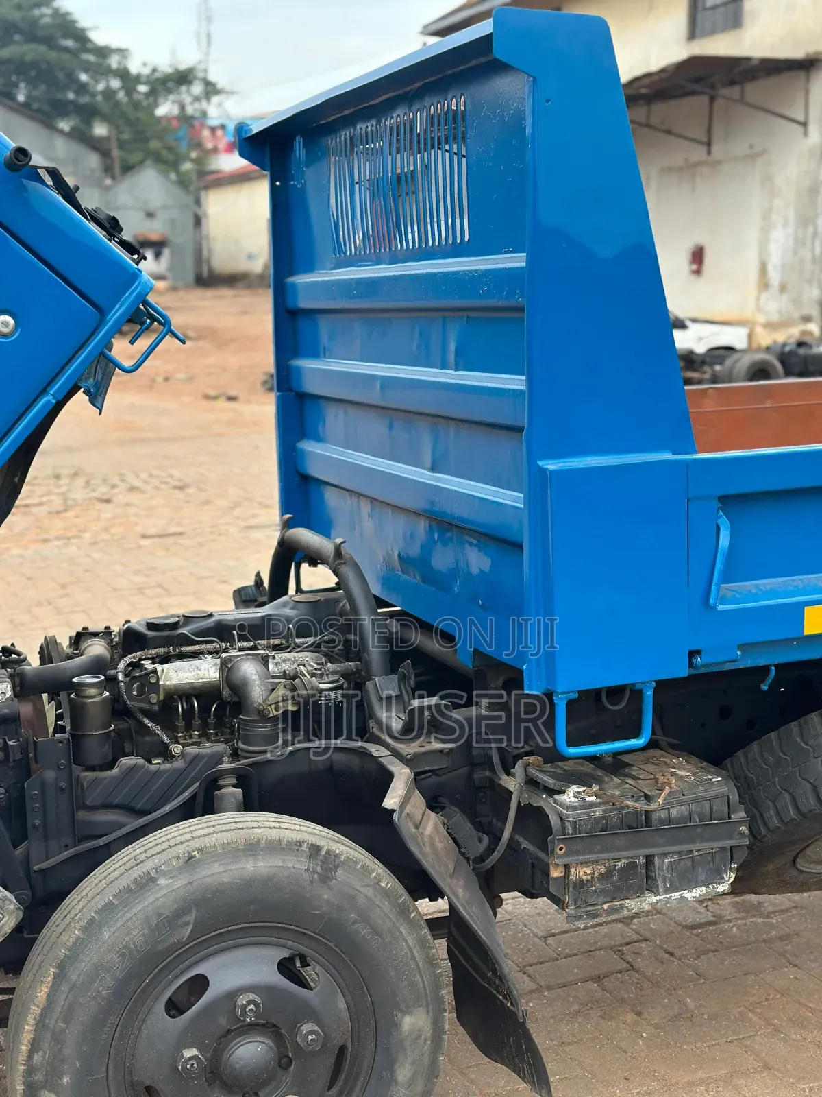 Mitsubishi Canter Dumper