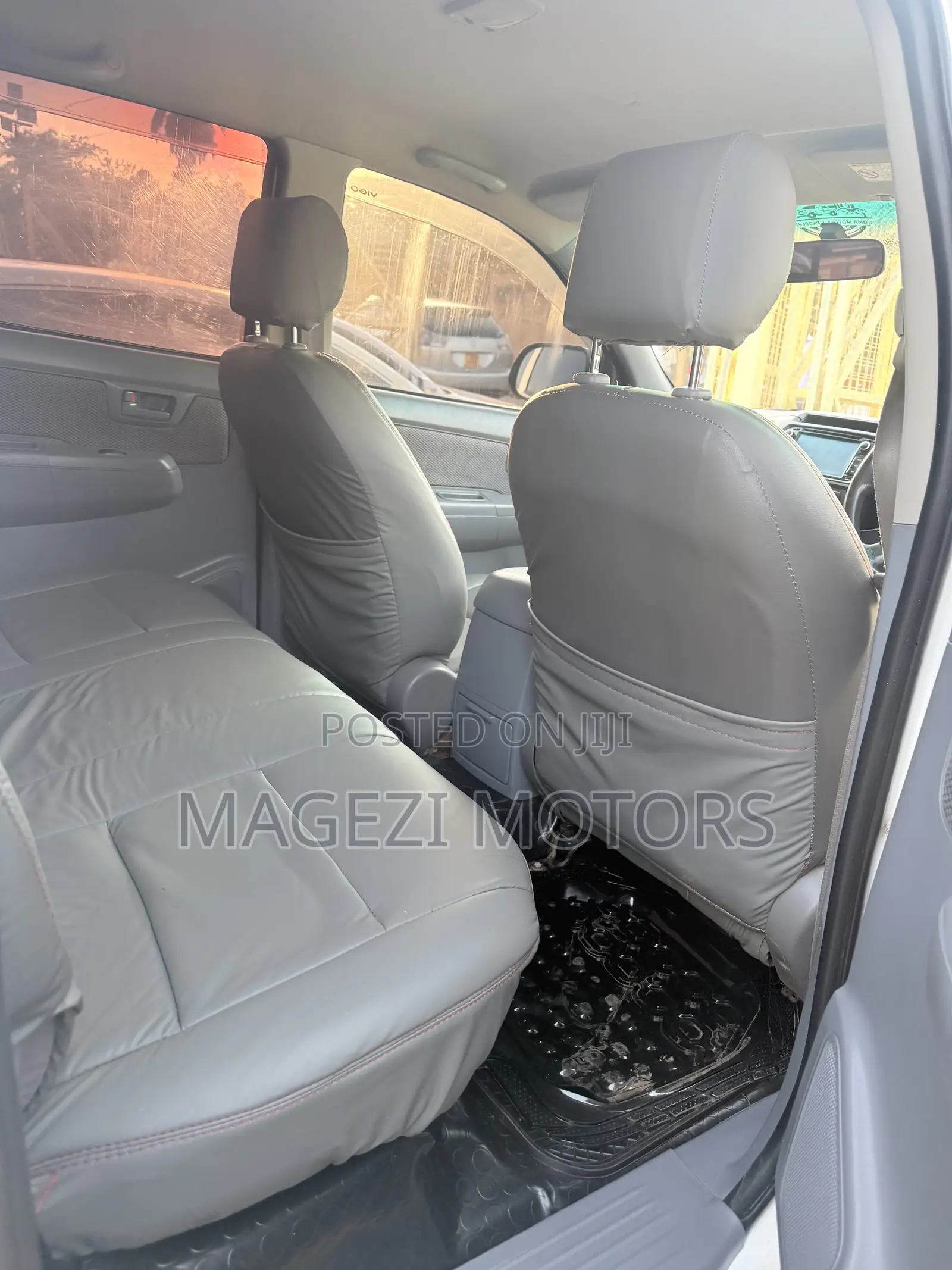 Toyota Hilux 2008 White